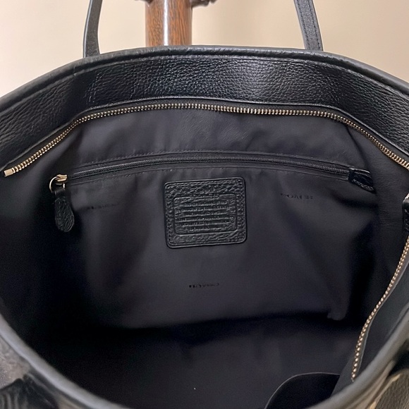 EUC Coach Zip Tote.Laptop Bag - Black Pebble ALL Leather - Mid 2000s - EUC - Picture 9 of 12